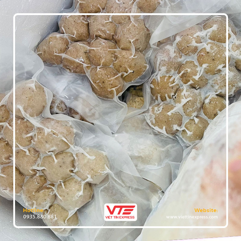 Gửi nem chả đông lạnh đi Mỹ